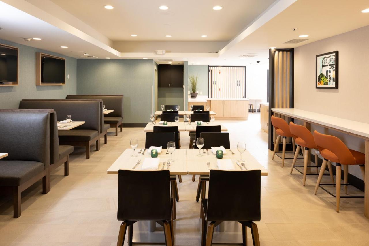 Holiday Inn Santa Ana-Orange County Airport By Ihg Экстерьер фото