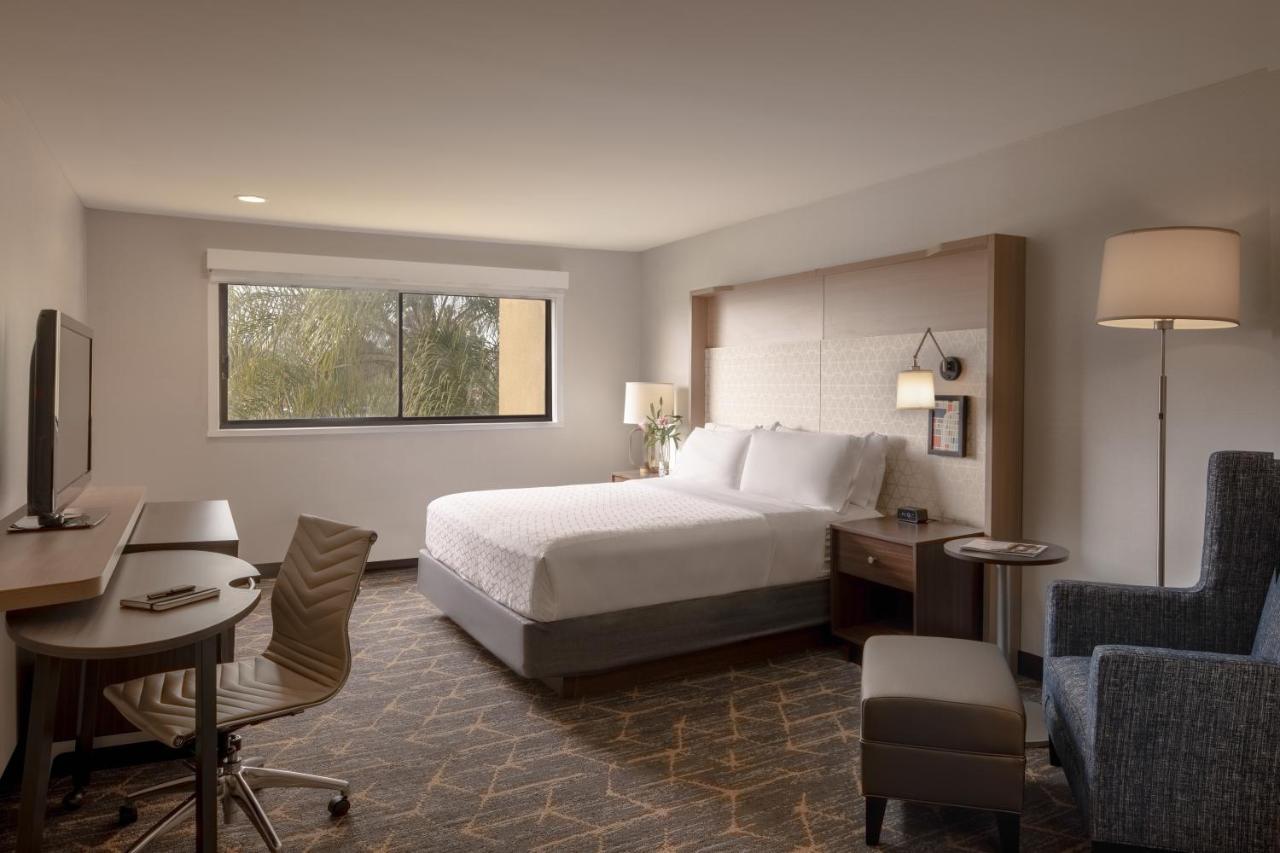 Holiday Inn Santa Ana-Orange County Airport By Ihg Экстерьер фото