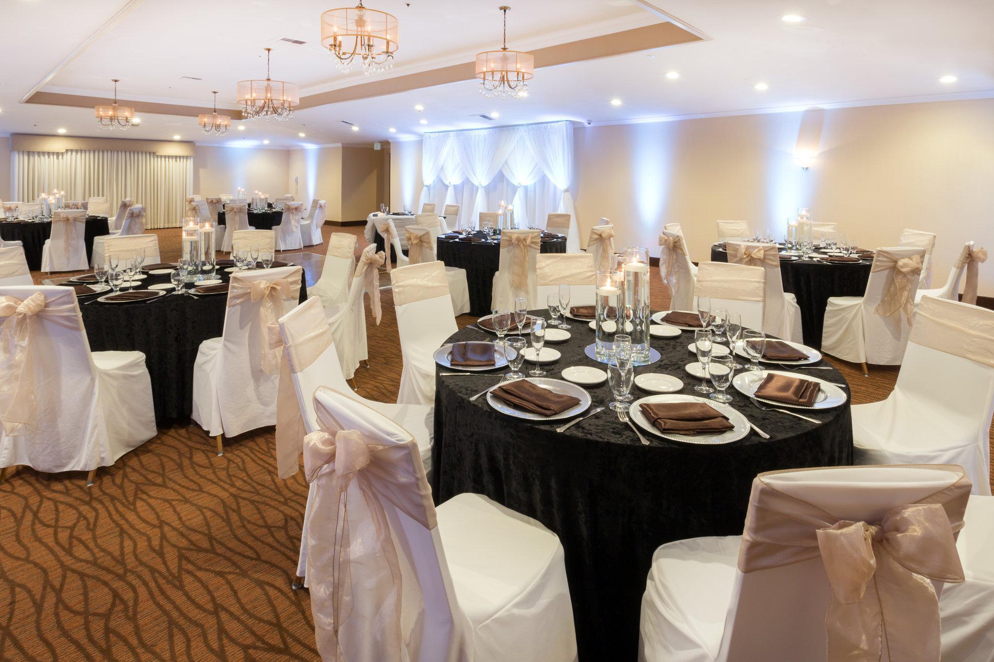 Holiday Inn Santa Ana-Orange County Airport By Ihg Экстерьер фото